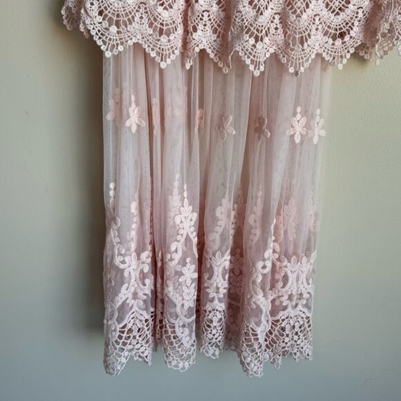 MONORENO BILTMORE TWO PIECE CROCHET & LACE MAXI Light Pink feminine summer - Picture 7 of 14